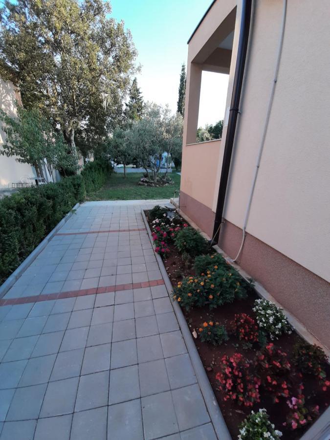 Apartmani Lea Starigrad Paklenica Dış mekan fotoğraf